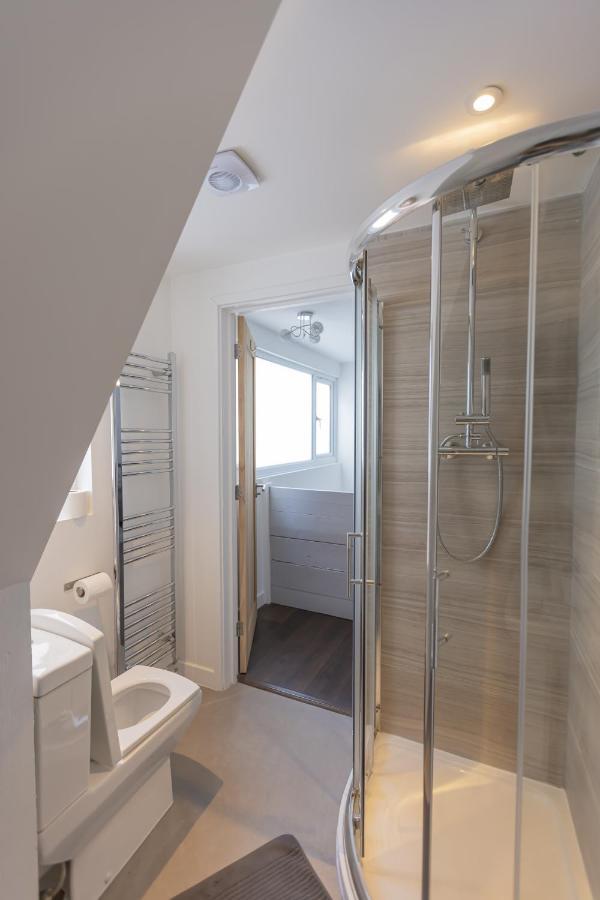 Beautiful Detached 1 Bedroom Apartment Елтем Екстер'єр фото